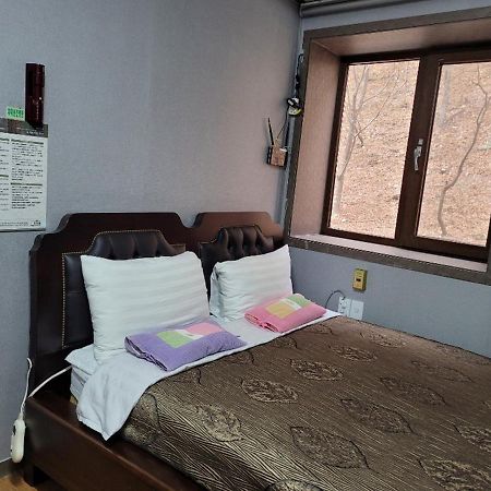Villa Sanaega Pension Yangyang Exterior foto